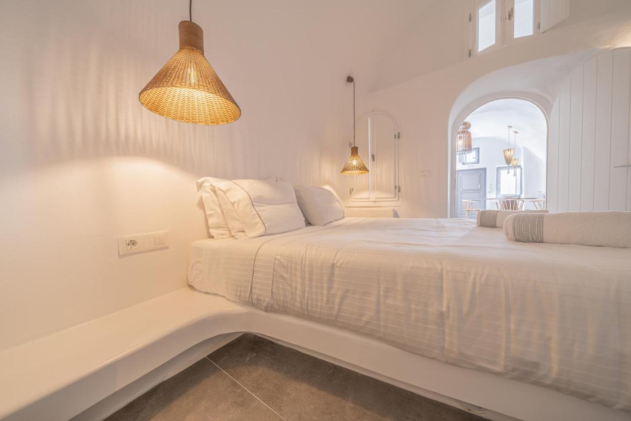 Eternity Suites Santorini ثيرا المظهر الخارجي الصورة